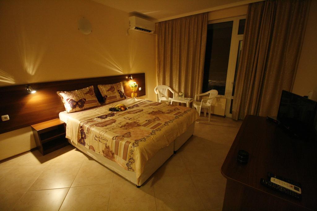 Hotel Marant Sozopol Exterior photo